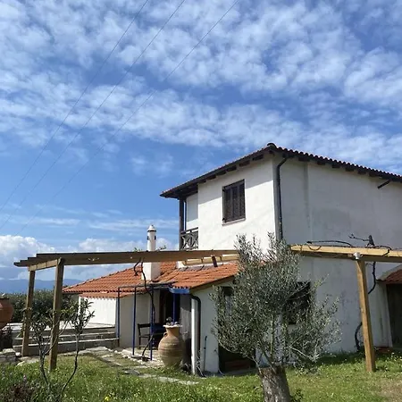 בית נופש σε συγκρότημα στην *
